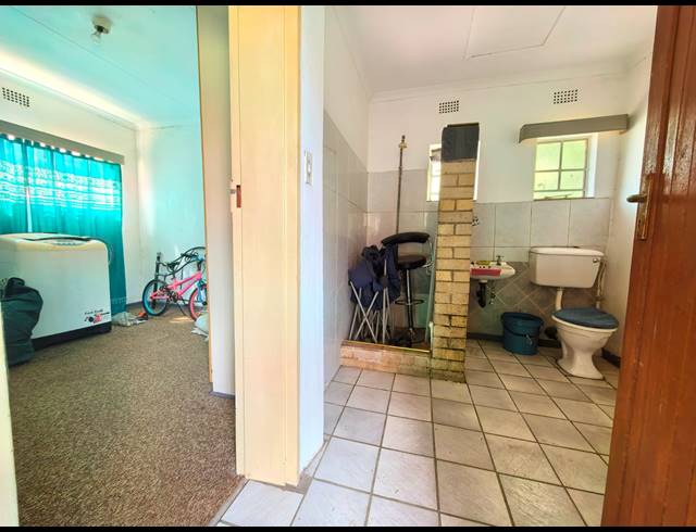 4 BEDROOM HOUSE FOR SALE IN ROODIA